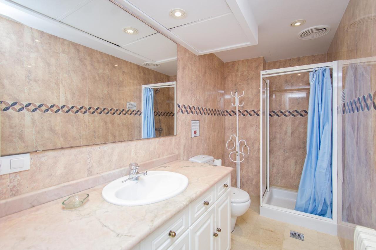 Apartamento Seafront Ap Acuario Puerto Pollensa Exterior foto